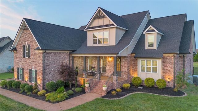 405 Huntington Dr, Lebanon, TN 37087