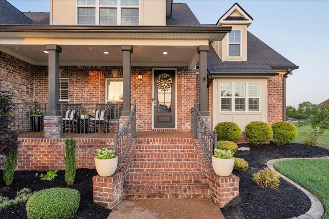 405 Huntington Dr, Lebanon, TN 37087
