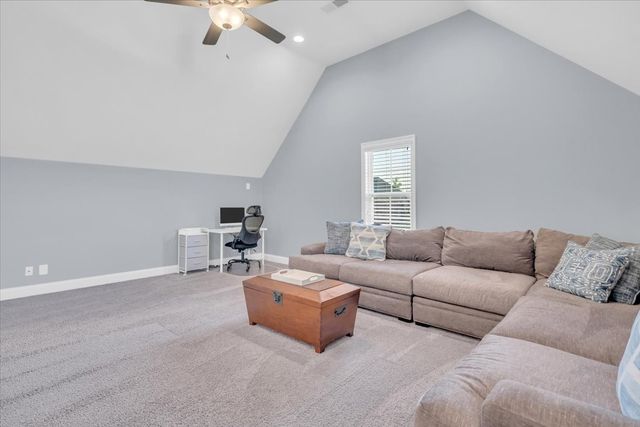 405 Huntington Dr, Lebanon, TN 37087