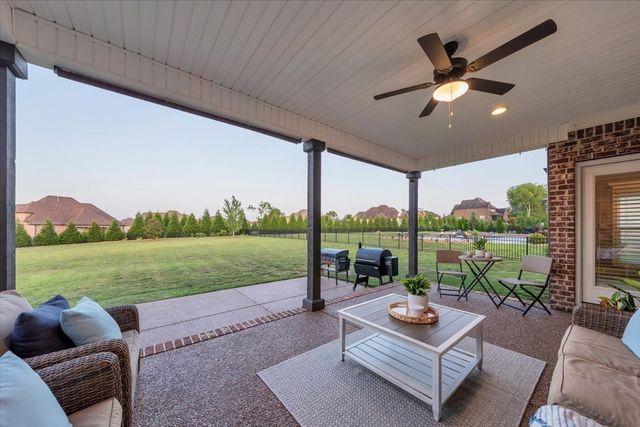 405 Huntington Dr, Lebanon, TN 37087