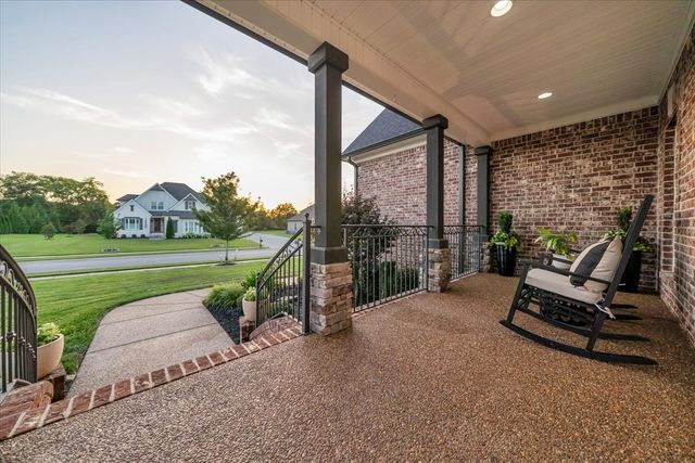 405 Huntington Dr, Lebanon, TN 37087