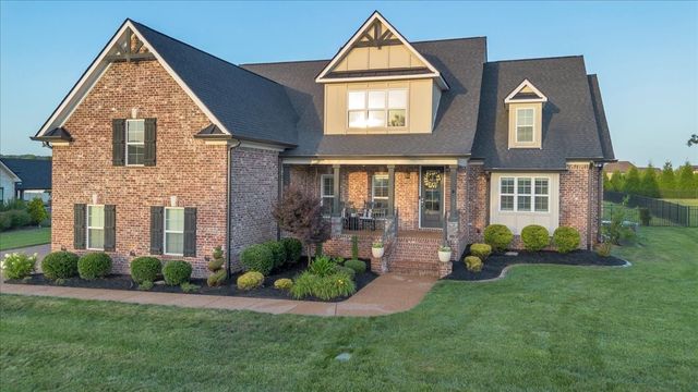 405 Huntington Dr, Lebanon, TN 37087