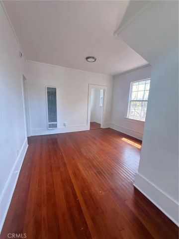 534 Chestnut Avenue 4, Long Beach, CA 90802