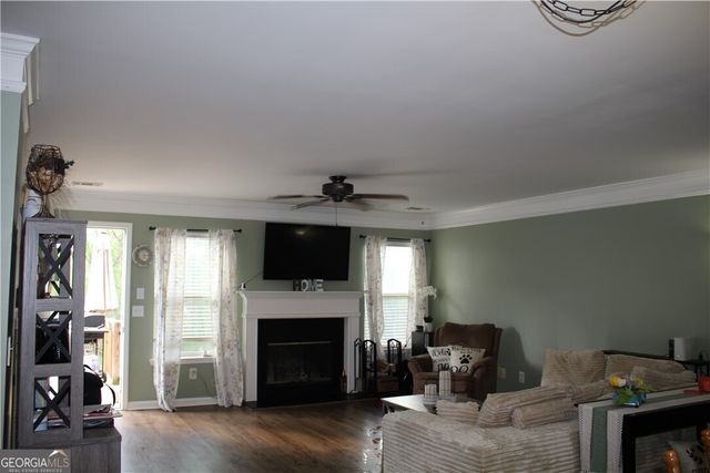 2915 Englewood Drive, Cumming, GA 30040