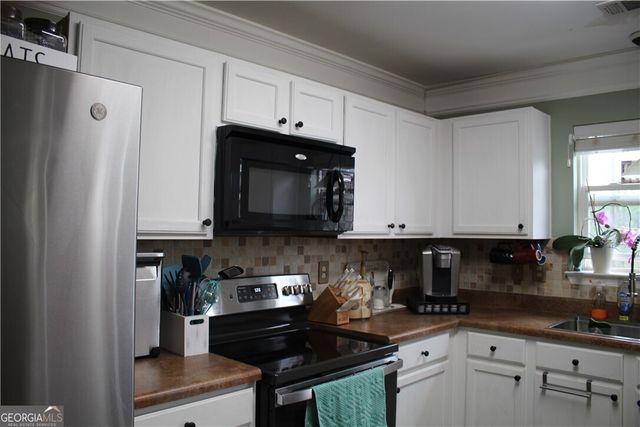 2915 Englewood Drive, Cumming, GA 30040