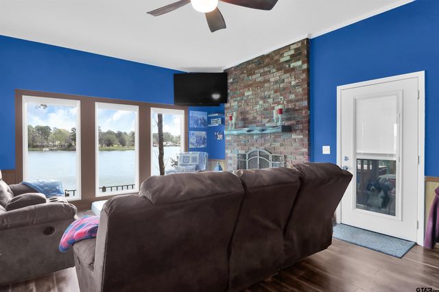 2940 CR 3113, Jacksonville, TX 75766