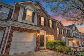 1802 Robinwood Village Drive, Gastonia, NC 28054