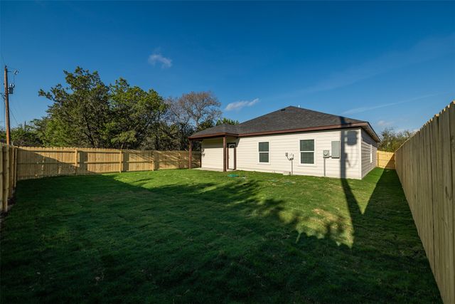 2803 Beechwood Street, Granbury, TX 76048