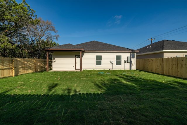 2803 Beechwood Street, Granbury, TX 76048