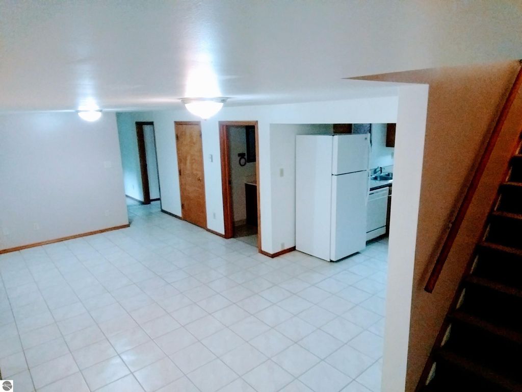 Image 13 of property listing at 1909 Stockman, Mt Pleasant, MI 48858