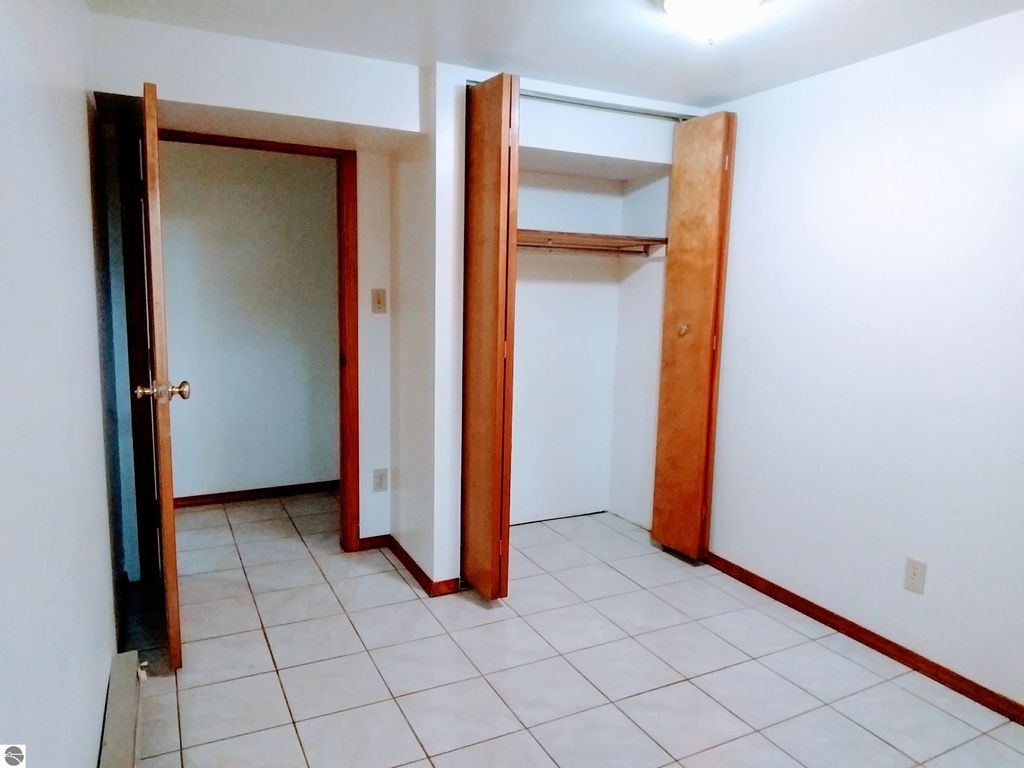 Image 22 of property listing at 1909 Stockman, Mt Pleasant, MI 48858