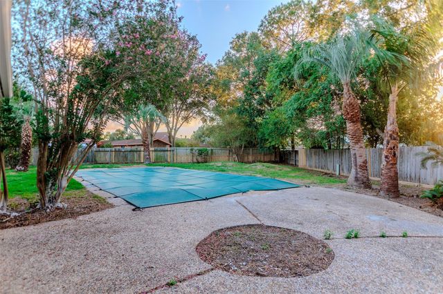 8341 Chimney Rock Court, Port Arthur, TX 77642