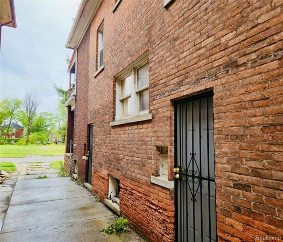3232 Sturtevant Street, Detroit, MI 48206