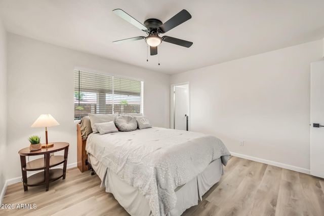 2535 E HOPI Avenue, Mesa, AZ 85204