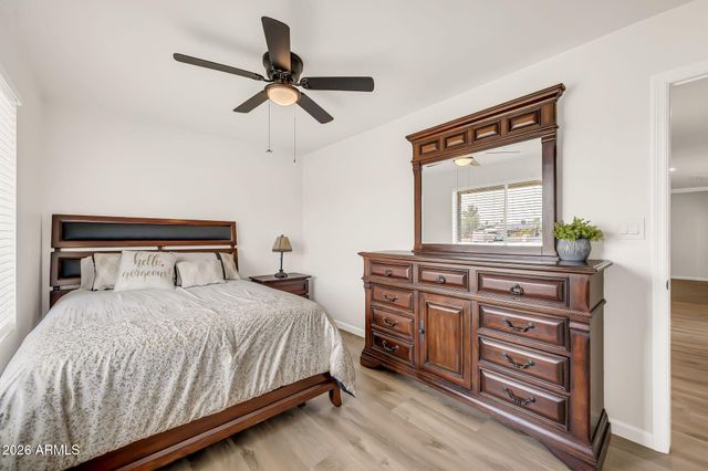 2535 E HOPI Avenue, Mesa, AZ 85204