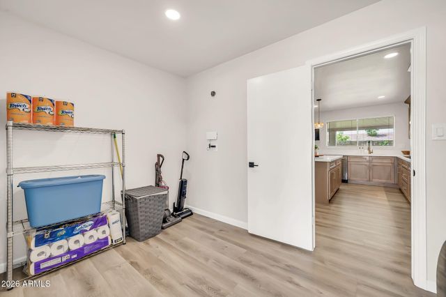 2535 E HOPI Avenue, Mesa, AZ 85204
