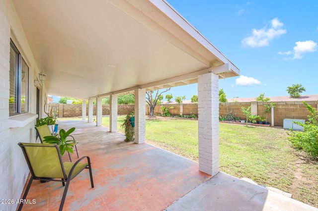 2535 E HOPI Avenue, Mesa, AZ 85204