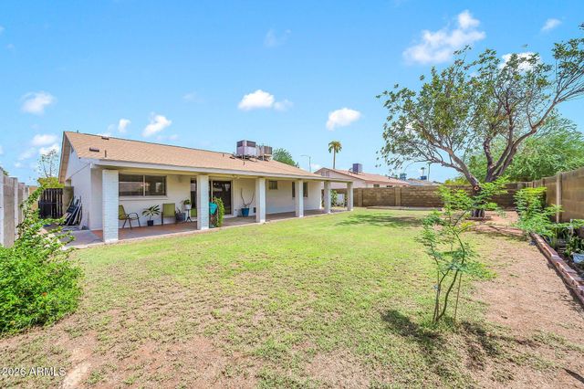 2535 E HOPI Avenue, Mesa, AZ 85204