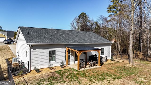 810 Shannon Circle Connector NE, Rome, GA 30161