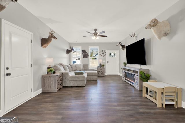 810 Shannon Circle Connector NE, Rome, GA 30161