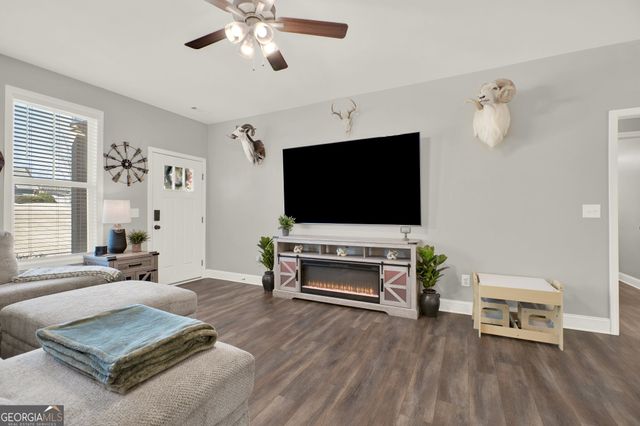 810 Shannon Circle Connector NE, Rome, GA 30161