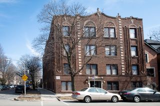 3325 N Lakewood Avenue GDN, Chicago, IL 60657