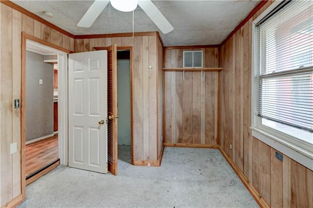 6828 Berry Road, Kansas City, KS 66106