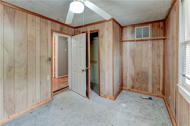 6828 Berry Road, Kansas City, KS 66106