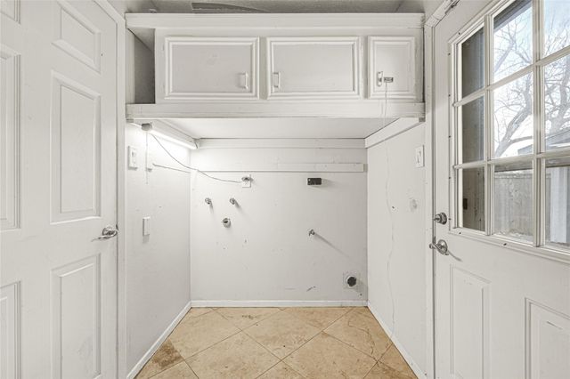 10835 Sageburrow Drive, Houston, TX 77089