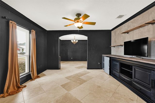 10835 Sageburrow Drive, Houston, TX 77089