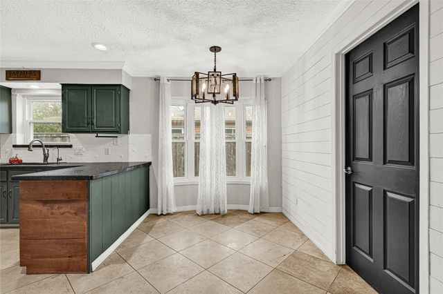 10835 Sageburrow Drive, Houston, TX 77089