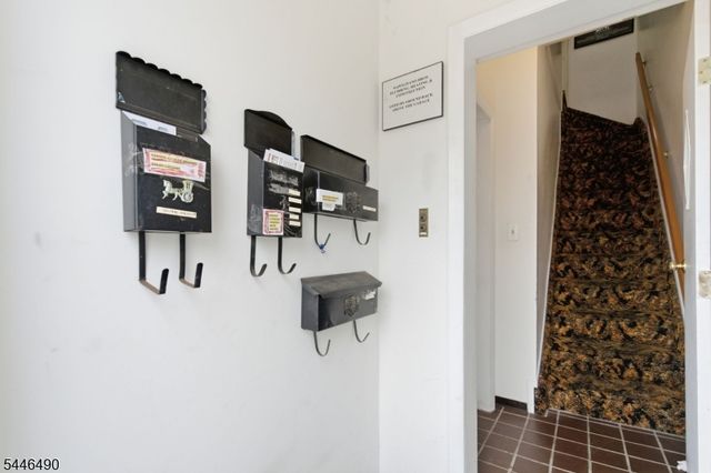 35 Longview St, West Orange Twp., NJ 07052