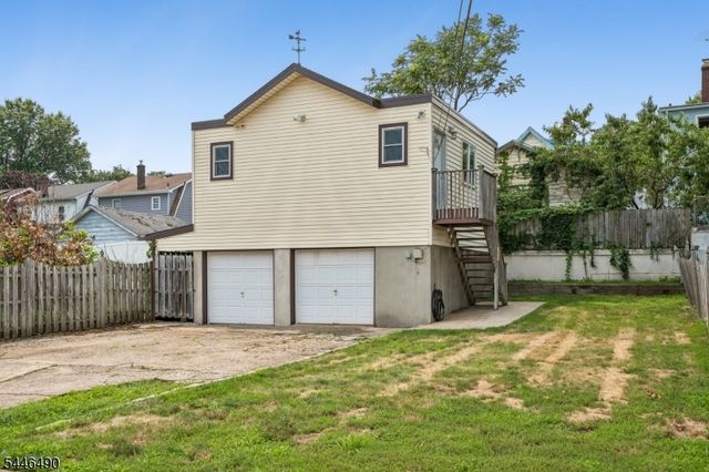 35 Longview St, West Orange Twp., NJ 07052
