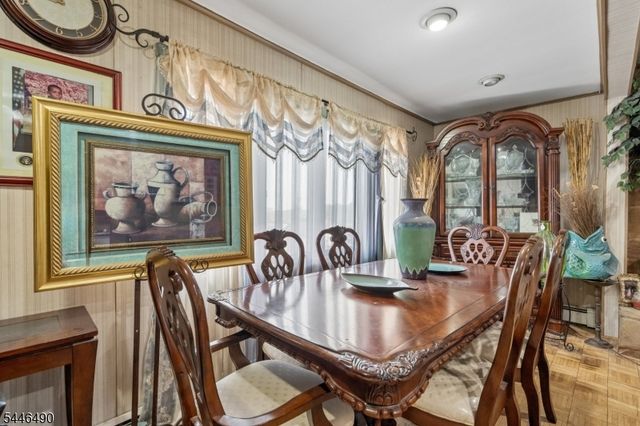 35 Longview St, West Orange Twp., NJ 07052