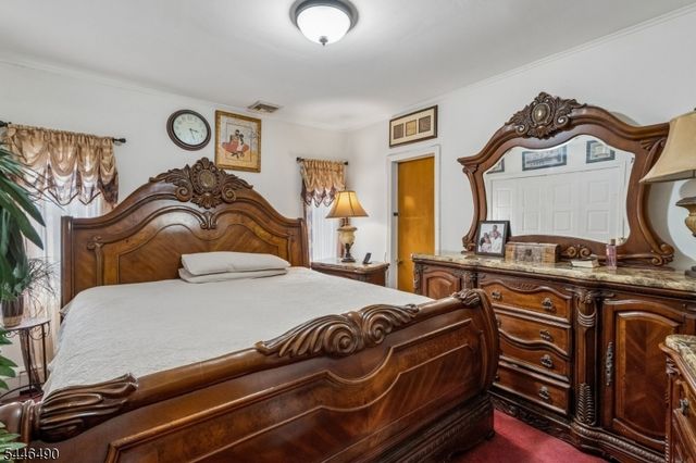 35 Longview St, West Orange Twp., NJ 07052