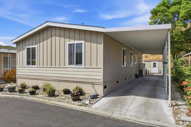 267 Chateau la Salle Drive, San Jose, CA 95111