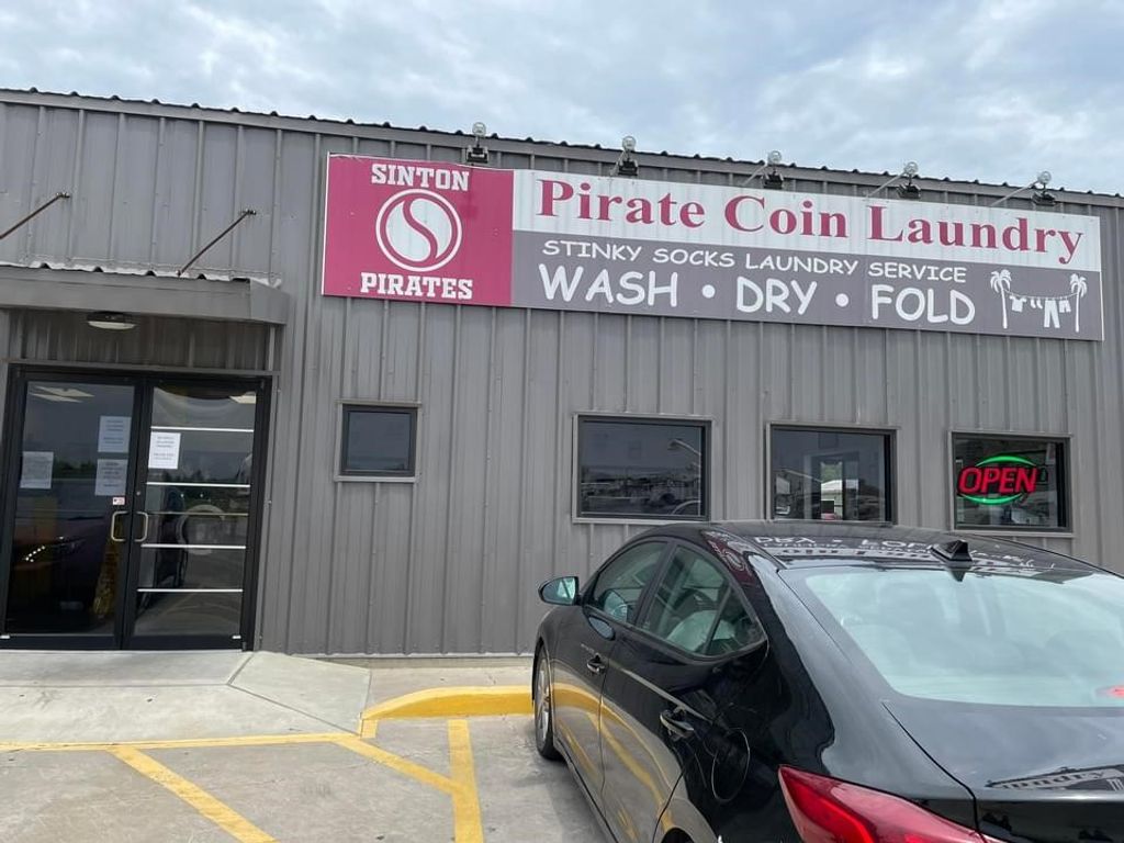 321 E Sinton St, Sinton, TX 78387 — exterior