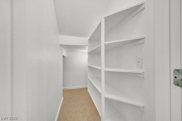 9017 College Green Street, Las Vegas, NV 89148