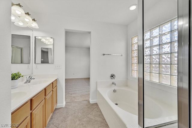 9017 College Green Street, Las Vegas, NV 89148