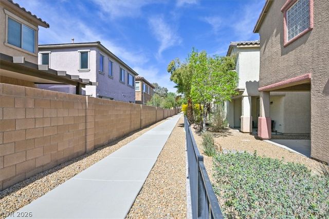 9017 College Green Street, Las Vegas, NV 89148