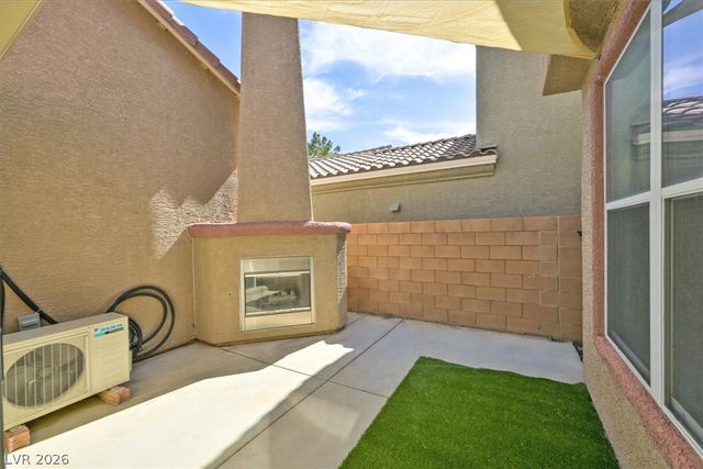 9017 College Green Street, Las Vegas, NV 89148