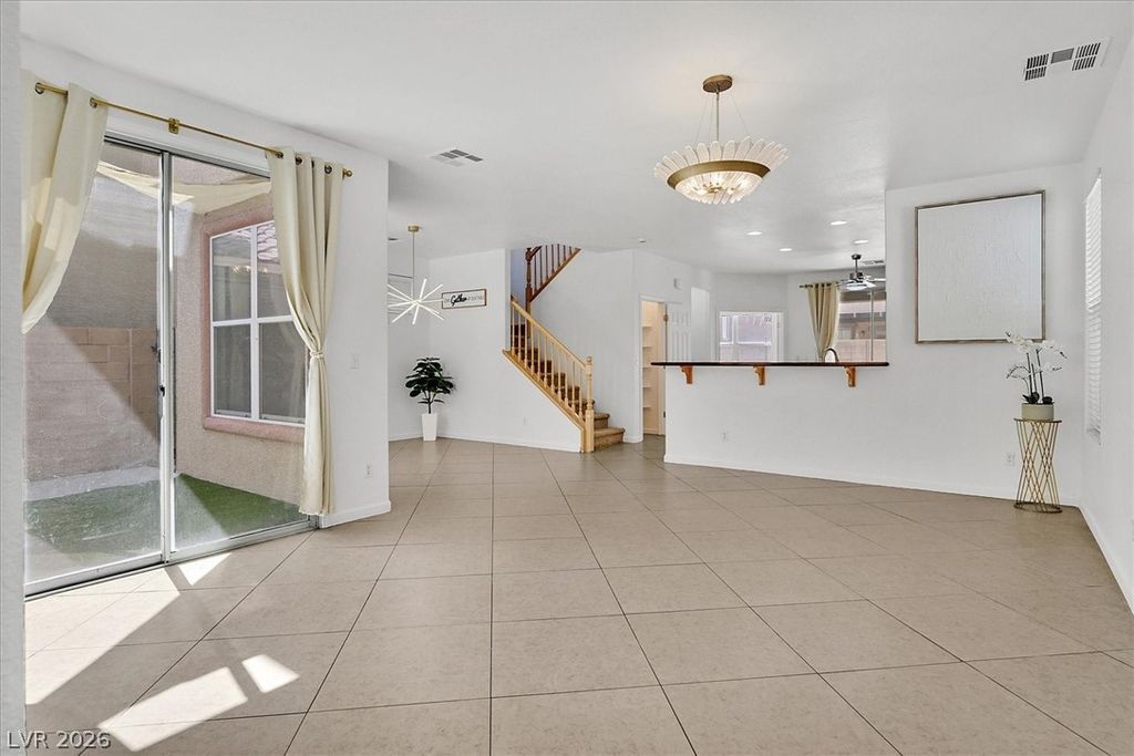 9017 College Green Street, Las Vegas, NV 89148