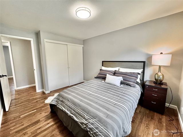 14820 NE 12th Street, Bellevue, WA 98007