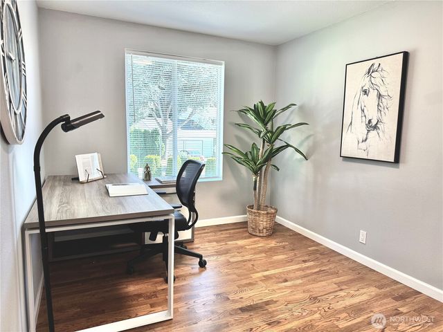 14820 NE 12th Street, Bellevue, WA 98007