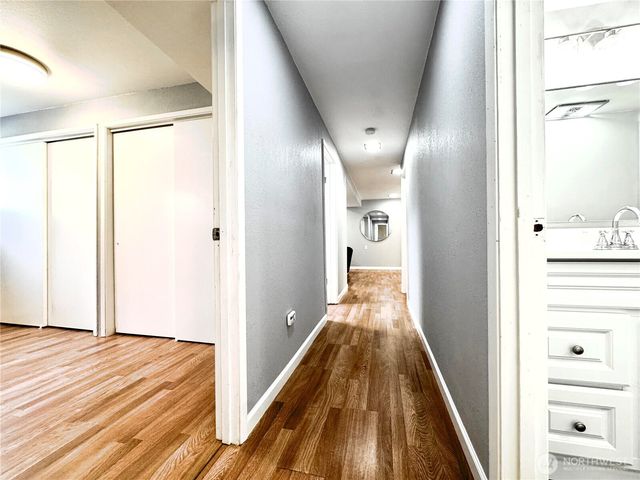 14820 NE 12th Street, Bellevue, WA 98007