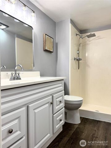 14820 NE 12th Street, Bellevue, WA 98007