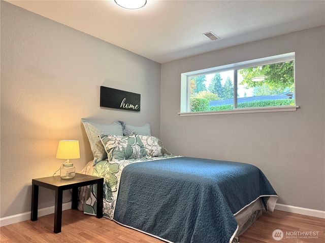 14820 NE 12th Street, Bellevue, WA 98007