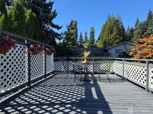 14820 NE 12th Street, Bellevue, WA 98007