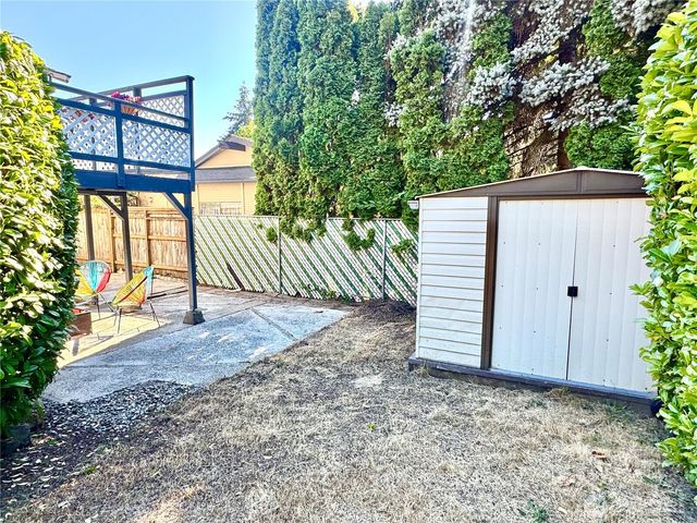 14820 NE 12th Street, Bellevue, WA 98007
