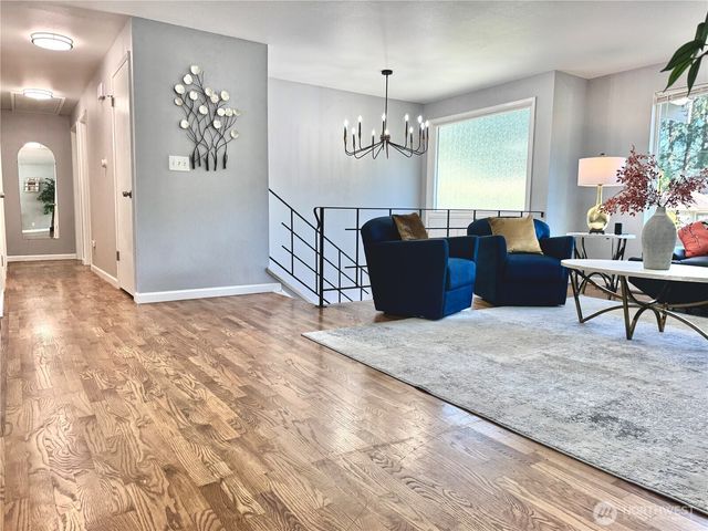 14820 NE 12th Street, Bellevue, WA 98007